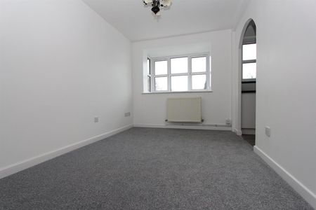 Ladd Close, Bristol - 1 bedroomProperty for lettings - Chasebuchanan - Photo 4