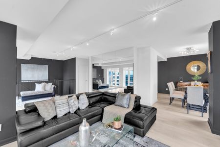 For Lease - 210 Victoria Street Unit# 4407, Toronto, Ontario - Photo 3