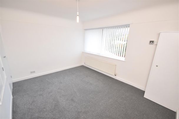Kingsley Close, Pensby - Photo 1