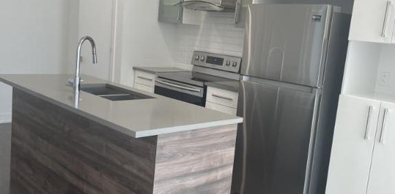 Condo 4 1/2 à louer - Photo 2