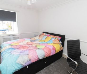 2 Bedroom Flat - Photo 5