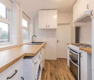 2 bed House To Let - Photo 6