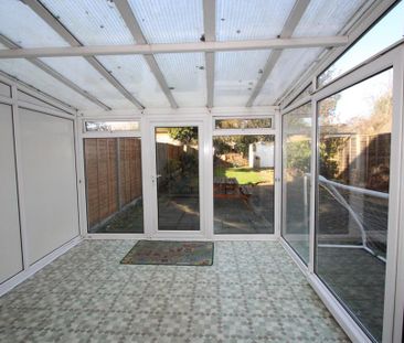 3 bedroom semi-detached house to rent - Photo 2