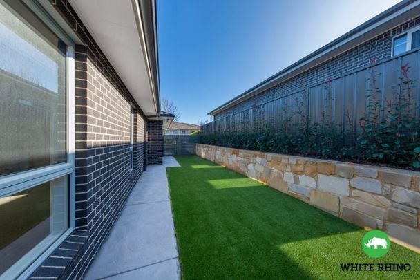 27 Baker Crescent, Googong - Photo 1