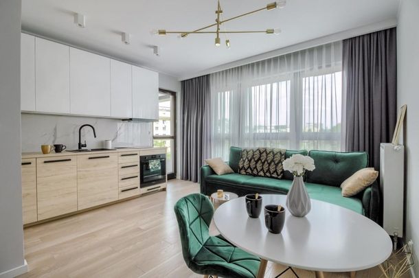 Mieszkanie przy stacji Metra Płocka, m. postojowe 47 m² - Zdjęcie 1