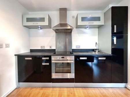 1 bedroom apartment to rent - Photo 2