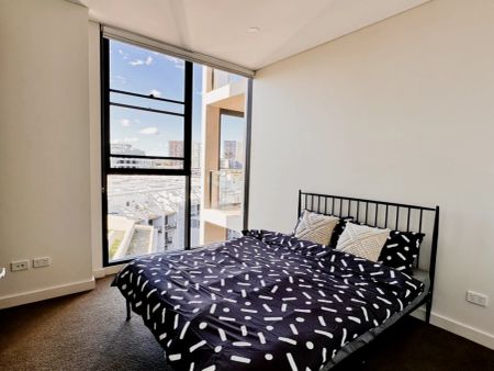 2 bed 2 bath-11107 - Photo 3