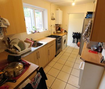 3 bedroom terraced house to rent - Photo 6
