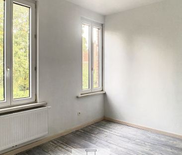Rijwoning te huur in Sint-Andries voor € 930 met 3 slaapkamers - Photo 2