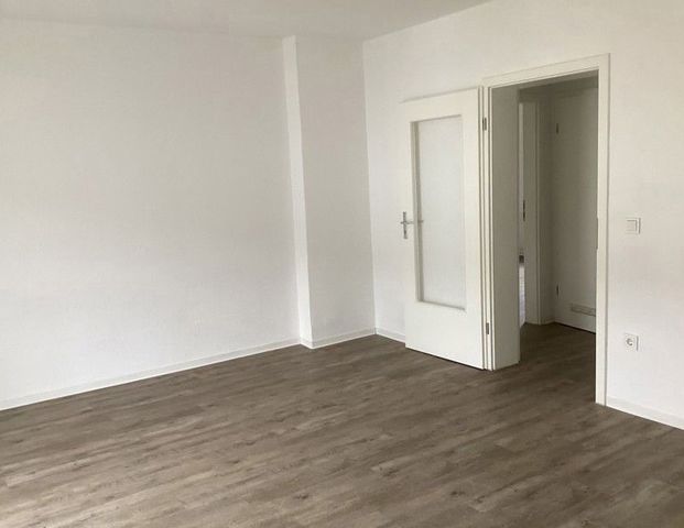 Attraktiv! Interessante 3-Zimmer-Wohnung in der List - Foto 1