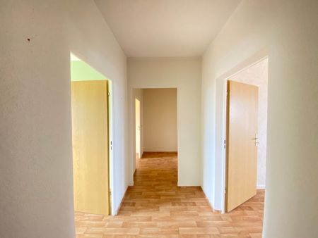 Einzug sofort möglich - barrierearme 3-Raumwohnung mit Balkon und Aufzug - Foto 5