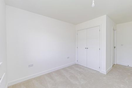 3 bedroom terraced house to rent - Photo 2