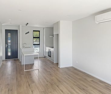 Townhouse Living - Photo 6