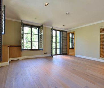 High-End Einfamilien-Stadthaus mit 3 Schlafzimmern, 2 Bädern und Sa... - Photo 5