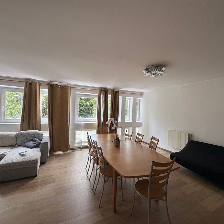 Location Appartement 3 pièces 90m² ST ETIENNE 42000 - Photo 1