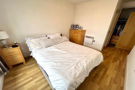 Kimber House, SO14 - Photo 3