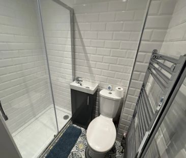 11 Rathcool Street - Photo 2