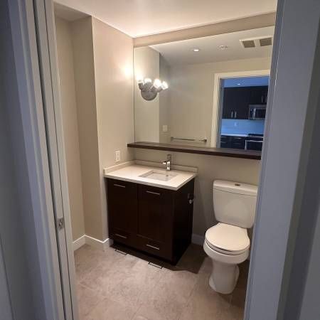 $500 BONUS- 1 Bedroom Apartment for rent in Kerrisdale - Photo 3