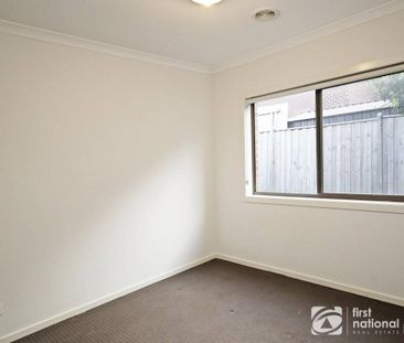 Perfectly Positioned Family Home - Photo 1