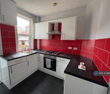 2 bedroom terraced house to rent - Photo 3