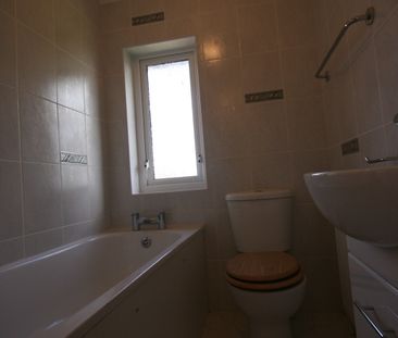 235 Joanmount Gardens, Belfast, BT14 6PA - Photo 6