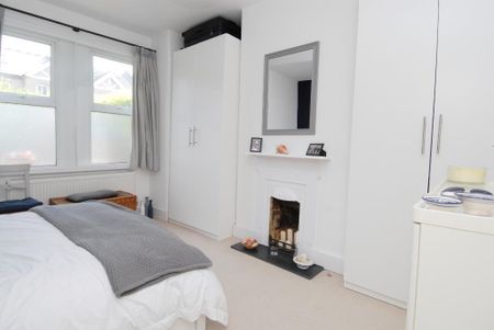 2 bedroom maisonette to rent - Photo 3