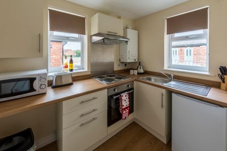 1 bedroom flat to rent - Photo 2