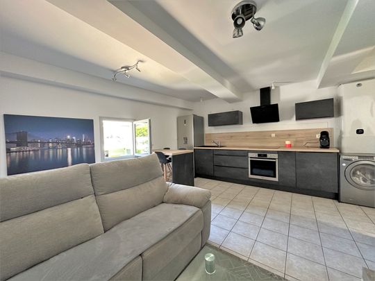 T2 meublé hyper centre de Châtillon-sur-Chalaronne - Photo 1