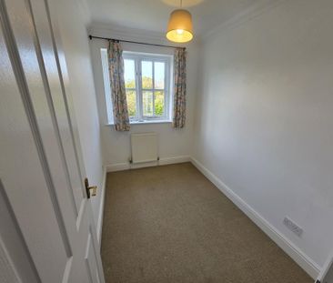 3 bedroom terraced house to rent - Photo 5