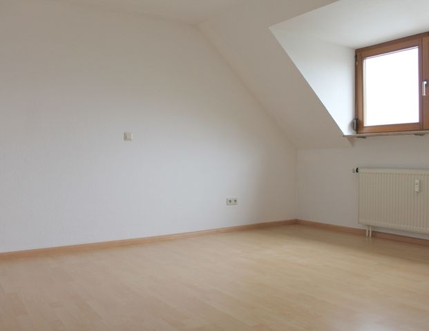 ***79258 Hartheim a. Rh.: Toll geschnittene 2 Zi. Wohnung mit EBK+Balkon sucht neue Mieter!*** - Photo 1