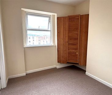 Lansdown Crescent, Cheltenham, Gloucestershire, GL50 - Photo 2