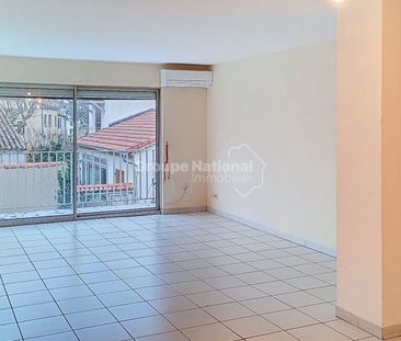 Appartement T2 avec balcon + parking + cave commune sur palier, - Photo 1