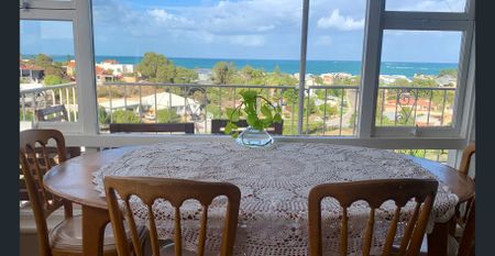 Panoramic ocean views and short walk to the beach - Photo 4