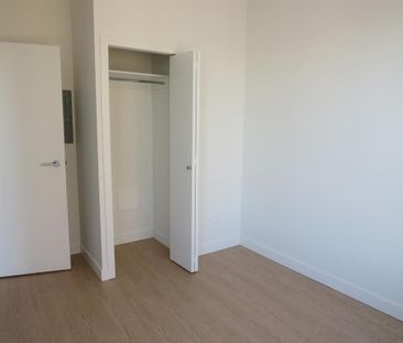 2 Bedroom - Photo 3