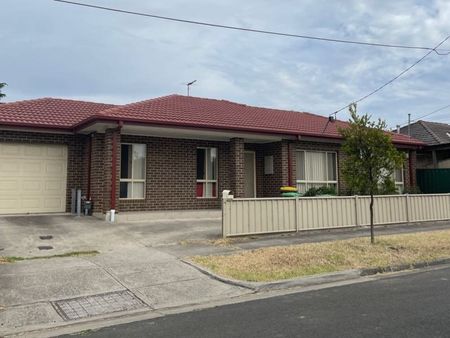 4 Elliott Avenue, Broadmeadows VIC 3047 - Photo 5