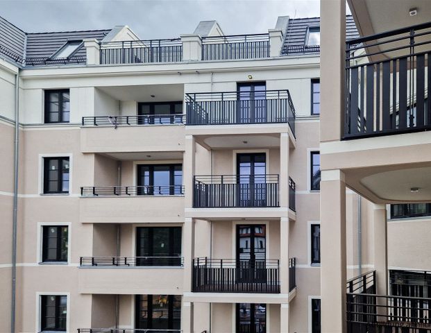 Dachgeschosswohnung mit großzügiger Terrasse - 3 Zimmer auf über 90 m² Wohnfläche - Photo 1