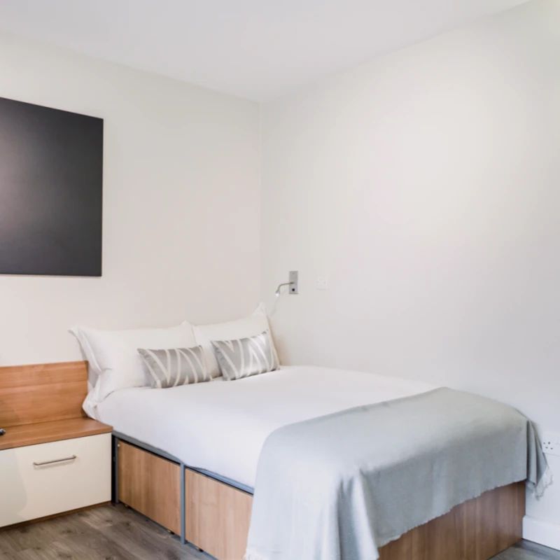 Silver Ensuite - Photo 1