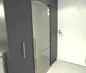 Sugartree Apartments - Photo 6