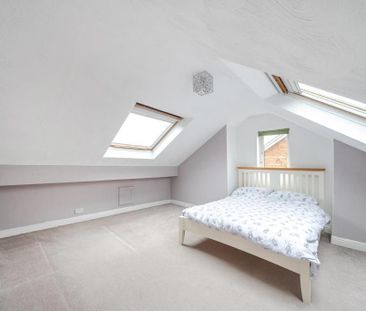 3 bedroom end of terrace house to rent - Photo 6