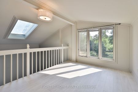 For Lease - 1901 Spruce Hill Road, Pickering, Ontario - Photo 5