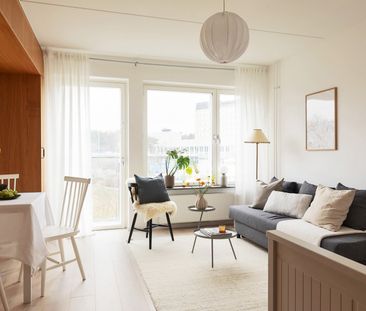 Ektorpsvägen, Nacka - Photo 1