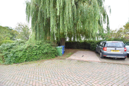 2 bedroom townhouse to rent - Photo 4