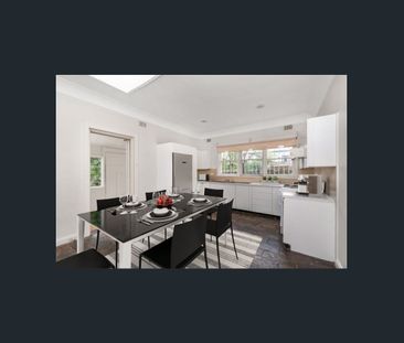 Excellent living with sun soaked large rear garden - Photo 5