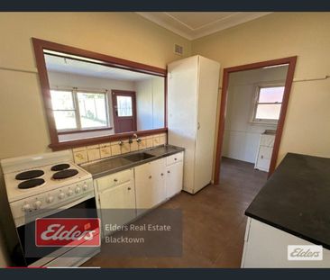 Conveniently Located Home! - Call for Private Inspection Today! - Photo 2