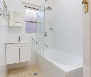 14/109 New South Head Road, Edgecliff NSW 2027 - Apartment For Rent... - Photo 4