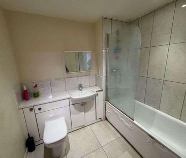Salisbury Road, Southall, Middlesex, UB2 - Photo 6