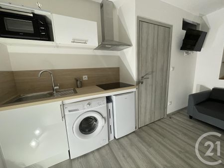 Location Appartement 1 pièce 17m² ORTHEZ 64300 - Photo 4