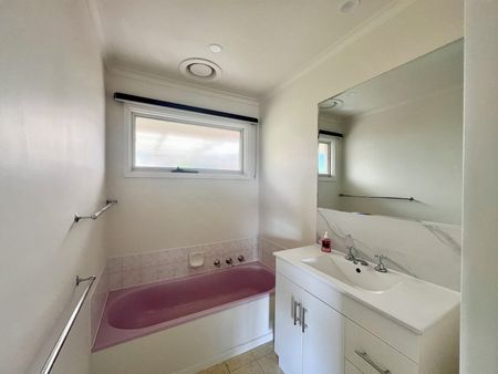 Refreshed, Light and Bright - Photo 2