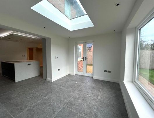 4 Bedroom Detached To Let - Photo 1