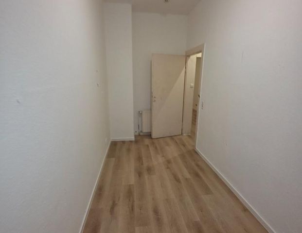 Kleine 2 Zimmerwohnung im Erdgeschoss ab sofort zu vermieten - Foto 1
